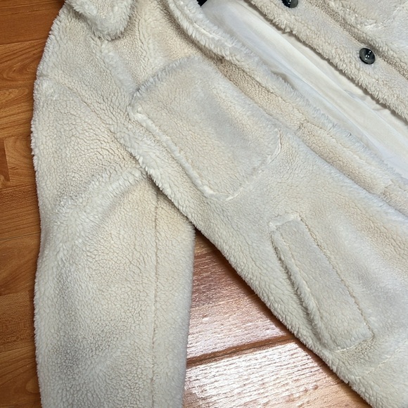 TOPSHOP Teddy Jacket - Picture 3 of 5